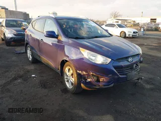 2011 Hyundai Tucson Limited with VIN KM8JUCAC7BU225252, listed as a IAAI auction lot 41316642 with 157,091 mi miles and . Bid and sale history available at DreamBid. Image 1.