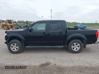 2013 Nissan Frontier SV с VIN 1N6AD0EV2DN738854, выставлен на аукционе IAAI как лот 41959311 с пробегом 151 960 миль миль и . История ставок и продаж доступна на DreamBid. Изображение 15.