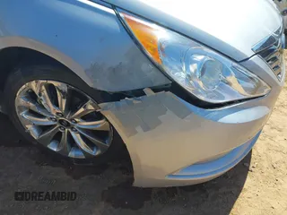 2011 Hyundai Sonata Limited with VIN 5NPEC4AC0BH081715, listed as a IAAI auction lot 42039272 with 136,997 mi miles and . Bid and sale history available at carsss.com. Image 6.