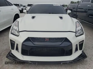 2017 Nissan GT-R Premium z VIN JN1AR5EFXHM820159, wystawiony jako Copart lot #76154764 z przebiegiem 33 175 mil mil oraz Nie do naprawy • Non repairable. Historia ofert i sprzedaży dostępna na DreamBid. Obrazek 5.