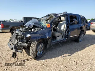2010 Nissan Armada Titanium z VIN 5N1BA0ND8AN608236, wystawiony jako Copart lot #55984185 z przebiegiem Nie podano mil oraz Nie do naprawy • Non repairable. Historia ofert i sprzedaży dostępna na DreamBid. Obrazek 1.