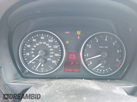 2006 BMW 3 Series 325i with VIN WBAVB13596PT26941, listed as a IAAI auction lot 42273536 with 237,900 mi miles and . Bid and sale history available at DreamBid. Image 7.