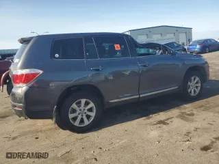 2013 Toyota Highlander with VIN 5TDBK3EH5DS213399, listed as a Copart auction lot 69588574 with 0 mi miles and Non Repairable. Bid and sale history available at carsss.com. Image 3.