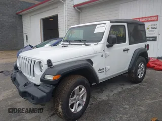 2019 Jeep Wrangler Sport S z VIN 1C4GJXAG0KW583315, wystawiony jako IAAI lot #39990649 z przebiegiem 32 768 mil mil oraz . Historia ofert i sprzedaży dostępna na DreamBid. Obrazek 17.
