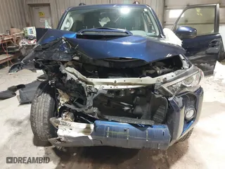 2019 Toyota 4Runner SR5 with VIN JTEBU5JR7K5617372, listed as a IAAI auction lot 41866928 with 52,088 mi miles. Bid and sale history available at carsss.com. Image 6.