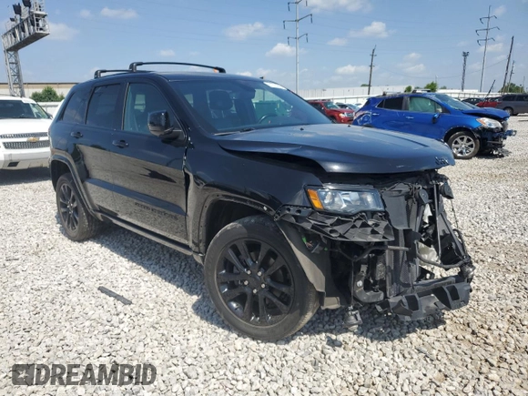 2020 Jeep Grand Cherokee Altitude with VIN 1C4RJFAG5LC267544, listed as a Copart auction lot 61273205 with 43,815 mi miles and Salvage title. Bid and sale history available at DreamBid. Image 4.