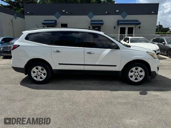 2016 Chevrolet Traverse LS with VIN 1GNKRFED2GJ236027, listed as a Copart auction lot 41712055 with 117,234 mi miles and Salvage Title. Bid and sale history available at carsss.com. Image 13.