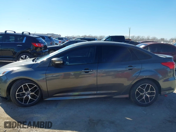 2016 Ford Focus SE with VIN 1FADP3F21GL262907, listed as a IAAI auction lot 41657582 with 62,789 mi miles. Bid and sale history available at carsss.com. Image 14.