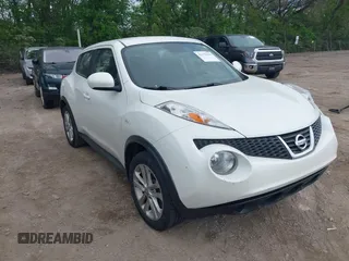 2014 Nissan Juke SV with VIN JN8AF5MR5ET362070, listed as a IAAI auction lot 42176294 with 101,489 mi miles and . Bid and sale history available at carsss.com. Image 1.