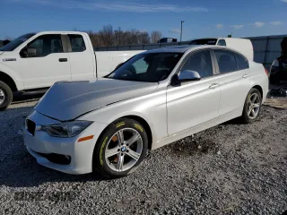 2013 BMW 3 Series 328i z VIN WBA3A5G53DNP24490, wystawiony jako Copart lot #46449565 z przebiegiem 88 444 mil mil oraz Szkoda całkowita • Salvage title. Historia ofert i sprzedaży dostępna na DreamBid. Obrazek 1.