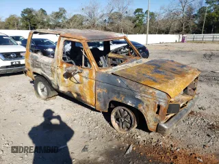 1986 Ford Bronco z VIN 1FMCU14TXGUD18203, wystawiony jako Copart lot #47194155 z przebiegiem Nie podano mil oraz Czysty tytuł • Clean title. Historia ofert i sprzedaży dostępna na DreamBid. Obrazek 4.