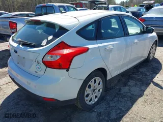 2012 Ford Focus SE with VIN 1FAHP3K25CL122733, listed as a IAAI auction lot 41836880 with 125,439 mi miles. Bid and sale history available at carsss.com. Image 4.