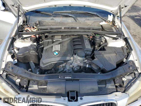 2011 BMW 3 Series 328i xDrive with VIN WBAPK7C56BA819100, listed as a Copart auction lot 66148664 with 121,601 mi miles and Salvage Title. Bid and sale history available at carsss.com. Image 11.