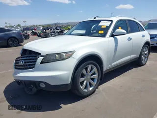 2005 Infiniti FX35 with VIN JNRAS08W55X204394, listed as a IAAI auction lot 42047153 with 171,508 mi miles. Bid and sale history available at carsss.com. Image 2.