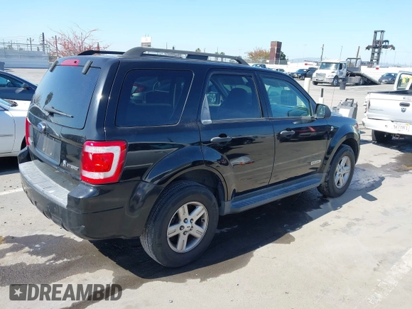 2008 Ford Escape Hybrid z VIN 1FMCU49H38KB35597, wystawiony jako IAAI lot #42225617 z przebiegiem 82 171 mil mil oraz . Historia ofert i sprzedaży dostępna na DreamBid. Obrazek 4.