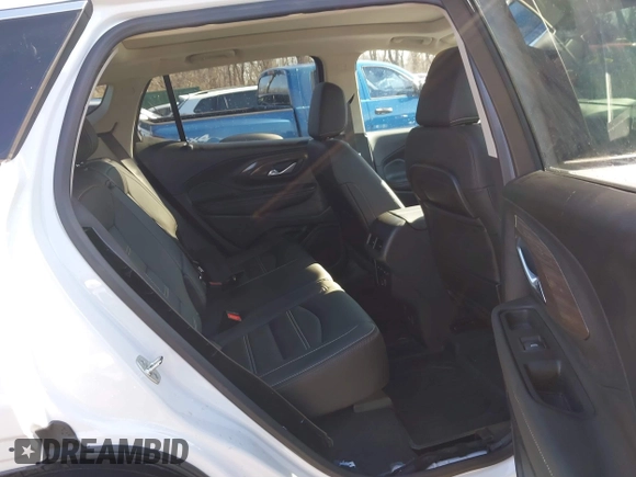 2024 GMC Terrain Denali with VIN 3GKALXEG8RL375892, listed as a IAAI auction lot 41489464 with 2,427 mi miles and . Bid and sale history available at DreamBid. Image 8.