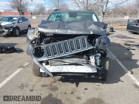 2016 Jeep Renegade Latitude with VIN ZACCJBBT9GPC52394, listed as a IAAI auction lot 41503100 with 143,004 mi miles. Bid and sale history available at carsss.com. Image 6.