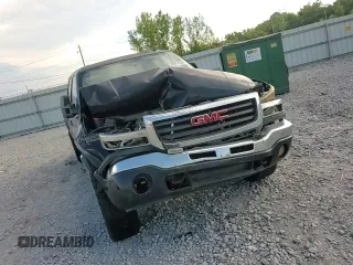 2006 GMC Sierra 3500 DRW SL z VIN 1GTHK33236F115273, wystawiony jako Copart lot #68807084 z przebiegiem 249 002 mil mil oraz Szkody całkowita. Historia ofert i sprzedaży dostępna na DreamBid. Obrazek 10.