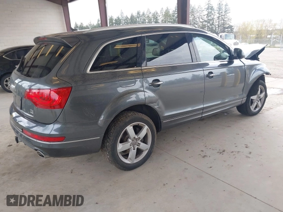 2014 Audi Q7 3.0L TDI Premium with VIN WA1CMAFE7ED017740, listed as a IAAI auction lot 41959691 with 112,521 mi miles. Bid and sale history available at carsss.com. Image 4.