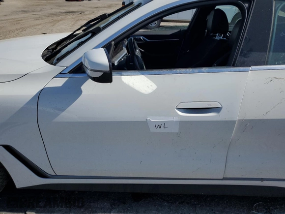 2022 BMW i4 eDrive40 with VIN WBY73AW09NFM42460, listed as a Copart auction lot 59141474 with 0 mi miles and Salvage Title. Bid and sale history available at carsss.com. Image 13.
