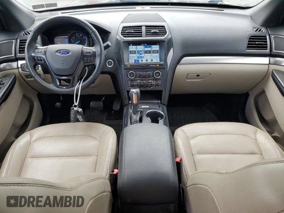 2018 Ford Explorer XLT с VIN 1FM5K8D86JGC21055, выставлен на аукционе Copart как лот 65515705 с пробегом 63 104 миль миль и Списание • Salvage title. История ставок и продаж доступна на DreamBid. Изображение 8.