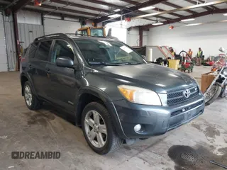2006 Toyota RAV4 Sport with VIN JTMBK32V366005745, listed as a IAAI auction lot 41841697 with 104,675 mi miles. Bid and sale history available at carsss.com. Image 1.