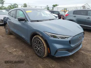2024 Ford Mustang Mach-E Premium с VIN 3FMTK3SU0RMA14804, выставлен на аукционе IAAI как лот 42337723 с пробегом 8 218 миль миль и . История ставок и продаж доступна на DreamBid. Изображение 1.