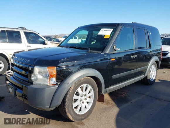 2005 Land Rover LR3 SE with VIN SALAE25425A322775, listed as a IAAI auction lot 41866103 with 127,888 mi miles. Bid and sale history available at carsss.com. Image 6.