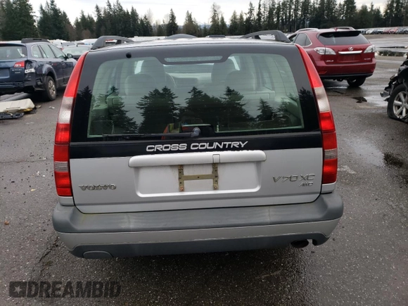 2000 Volvo V70 with VIN YV1LZ56DXY2657666, listed as a Copart auction lot 86204324 with 180,199 mi miles and Salvage title. Bid and sale history available at DreamBid. Image 6.