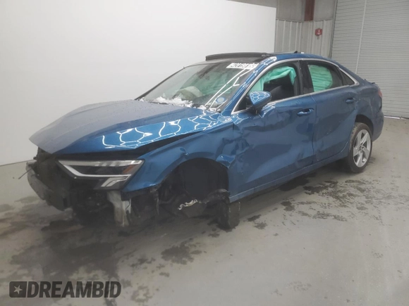 2023 Audi A3 Premium z VIN WAUAUDGY7PA070852, wystawiony jako Copart lot #42019815 z przebiegiem Nie podano mil oraz Czysty tytuł • Clean title. Historia ofert i sprzedaży dostępna na DreamBid. Obrazek 1.