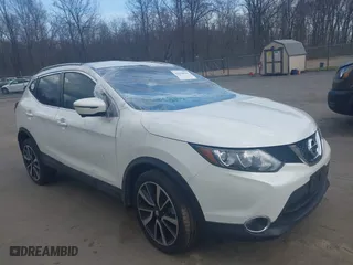 2018 Nissan Rogue Sport S with VIN JN1BJ1CP3JW103922, listed as a IAAI auction lot 42030656 with 36,765 mi miles. Bid and sale history available at carsss.com. Image 1.