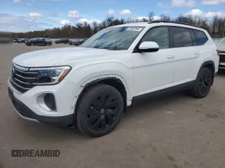2024 Volkswagen Atlas SE z VIN 1V2HR2CA0RC607843, wystawiony jako Copart lot #53582965 z przebiegiem 10 417 mil mil oraz Szkoda całkowita • Salvage title. Historia ofert i sprzedaży dostępna na DreamBid. Obrazek 1.