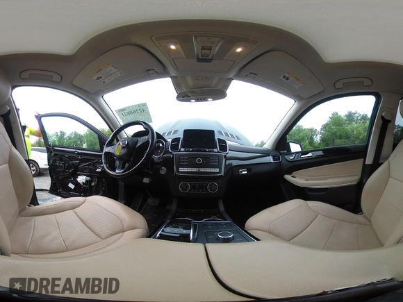 2019 Mercedes-Benz GLS 550 с VIN 4JGDF7DEXKB227987, выставлен на аукционе IAAI как лот 42268821 с пробегом 51 819 миль миль и . История ставок и продаж доступна на DreamBid. Изображение 18.