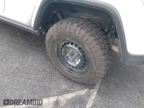 2022 Jeep Gladiator Willys with VIN 1C6HJTAG1NL148524, listed as a IAAI auction lot 41507693 with 42,004 mi miles and . Bid and sale history available at DreamBid. Image 6.