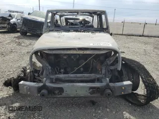 2017 Jeep Wrangler Unlimited Sahara с VIN 1C4BJWEG9HL516883, выставлен на аукционе Copart как лот 61254305 с пробегом Не указан миль и На запчасти • Non repairable. История ставок и продаж доступна на DreamBid. Изображение 5.
