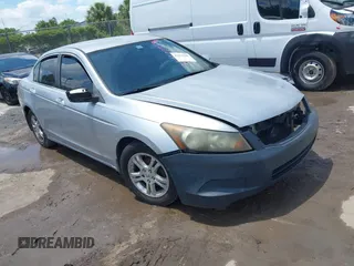 2010 Honda Accord LX z VIN 1HGCP2F35AA150611, wystawiony jako IAAI lot #42271340 z przebiegiem 146 976 mil mil oraz . Historia ofert i sprzedaży dostępna na DreamBid. Obrazek 1.