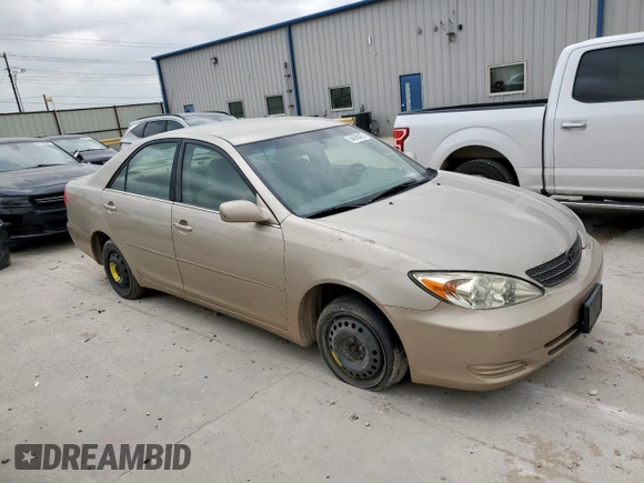 2004 Toyota Camry LE with VIN 4T1BE32KX4U903728, listed as a Copart auction lot 54686425 with 297,587 mi miles and Clean title. Bid and sale history available at DreamBid. Image 4.