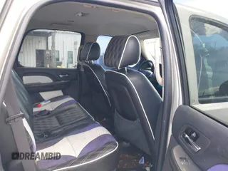 2007 Chevrolet Tahoe Police z VIN 1GNEC03097R367453, wystawiony jako IAAI lot #41849436 z przebiegiem 250 207 mil mil oraz . Historia ofert i sprzedaży dostępna na DreamBid. Obrazek 8.