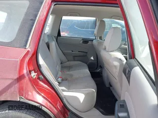 2011 Subaru Forester X z VIN JF2SHABC6BH706457, wystawiony jako IAAI lot #41710066 z przebiegiem 139 404 mil mil oraz . Historia ofert i sprzedaży dostępna na DreamBid. Obrazek 8.
