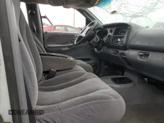 2000 Dodge Dakota Sport z VIN 1B7GL2AX7YS640249, wystawiony jako Copart lot #55989395 z przebiegiem Nie podano mil oraz Nie do naprawy • Non repairable. Historia ofert i sprzedaży dostępna na DreamBid. Obrazek 7.