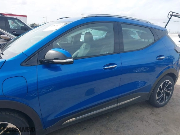 2022 Chevrolet Bolt EUV Premier with VIN 1G1FZ6S0XN4109848, listed as a IAAI auction lot 41825779 with 20,496 mi miles. Bid and sale history available at carsss.com. Image 14.