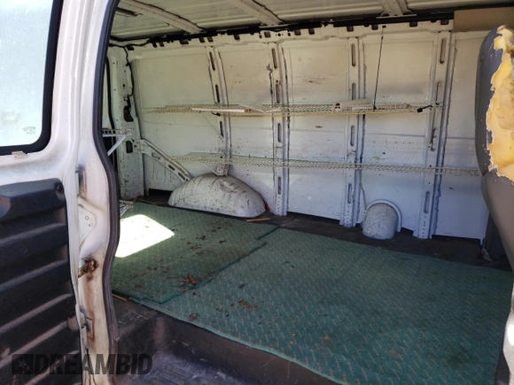 2006 Chevrolet Express Cargo Van with VIN 1GCGG25VX61197501, listed as a Copart auction lot 70395184 with 241,805 mi miles and Clean Title. Bid and sale history available at carsss.com. Image 11.