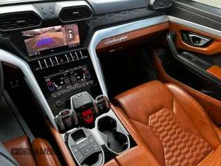2019 Lamborghini Urus z VIN ZPBUA1ZLXKLA00924, wystawiony jako Copart lot #50454635 z przebiegiem 44 906 mil mil oraz Czysty tytuł • Clean title. Historia ofert i sprzedaży dostępna na DreamBid. Obrazek 9.