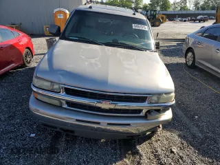 2004 Chevrolet Tahoe LT z VIN 1GNEK13Z34J239422, wystawiony jako Copart lot #54661015 z przebiegiem 421 131 mil mil oraz Szkoda całkowita • Salvage title. Historia ofert i sprzedaży dostępna na DreamBid. Obrazek 5.