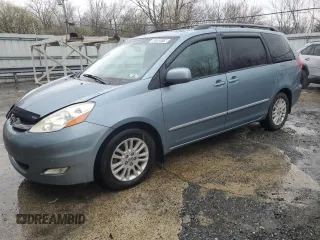 2008 Toyota Sienna XLE z VIN 5TDZK22C58S217802, wystawiony jako Copart lot #52705515 z przebiegiem 228 357 mil mil oraz Czysty tytuł • Clean title. Historia ofert i sprzedaży dostępna na DreamBid. Obrazek 1.