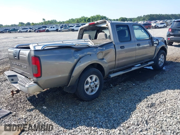 2003 Nissan Frontier SE z VIN 1N6ED29X43C402027, wystawiony jako IAAI lot #42252471 z przebiegiem 104 233 mil mil oraz . Historia ofert i sprzedaży dostępna na DreamBid. Obrazek 4.