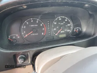 2001 Isuzu Rodeo S z VIN 4S2CK58W414317422, wystawiony jako Copart lot #75123154 z przebiegiem Nie podano mil oraz Szkody całkowita. Historia ofert i sprzedaży dostępna na DreamBid. Obrazek 9.