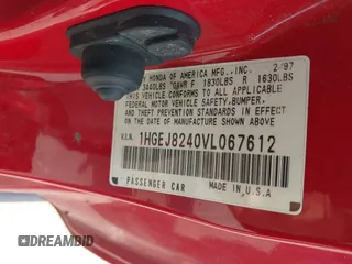 1997 Honda Civic EX z VIN 1HGEJ8240VL067612, wystawiony jako IAAI lot #42414512 z przebiegiem 235 064 mil mil oraz . Historia ofert i sprzedaży dostępna na DreamBid. Obrazek 9.