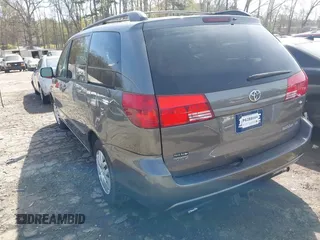 2005 Toyota Sienna CE with VIN 5TDZA23C25S270289, listed as a IAAI auction lot 41903213 with 175,542 mi miles. Bid and sale history available at carsss.com. Image 3.