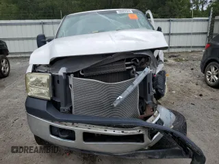 2007 Ford F-250 XL z VIN 1FTSW20527EA23209, wystawiony jako Copart lot #68862344 z przebiegiem Nie podano mil oraz Szkoda całkowita • Salvage title. Historia ofert i sprzedaży dostępna na DreamBid. Obrazek 5.